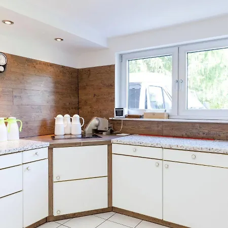 Spacious Holiday In Hulsa With Private Garden Feriehus Homberg (Schwalm-Eder)