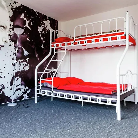 Spacious Holiday In Hulsa With Private Garden